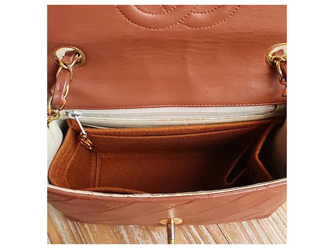 Timeless Chanel Mini Square Vintage Caramello - vista 5