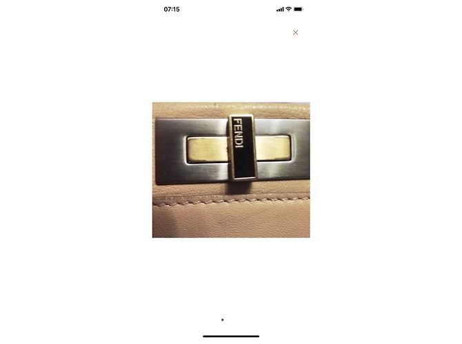 Borsa a mano Fendi in pelle beige - vista 2