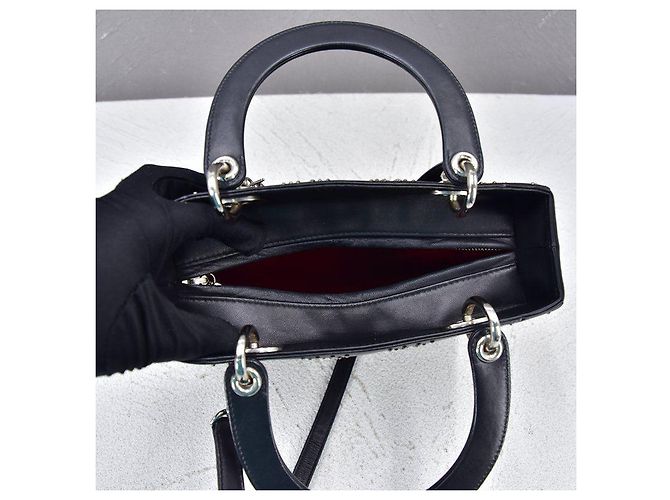 Lady Dior medio in pelle di agnello con borchie - vista 9