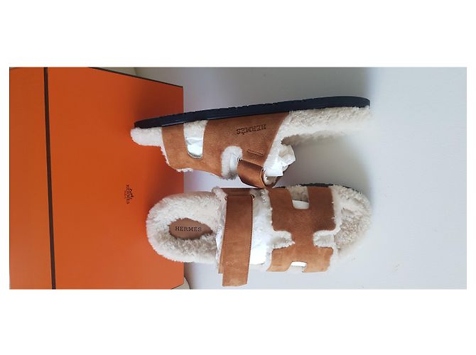 Hermès Chypre Sandali Nubuck Caramello Nocciola Carne - vista 3