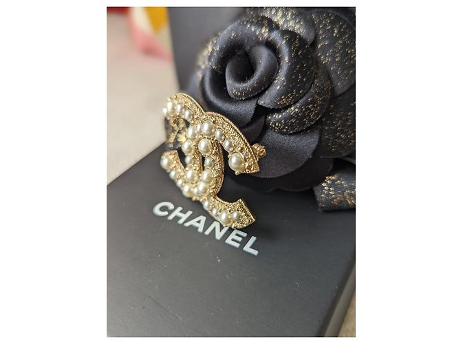 Chanel CC F15V Logo GHW Scatola di spille di perle e cristalli docs D'oro - vista 7