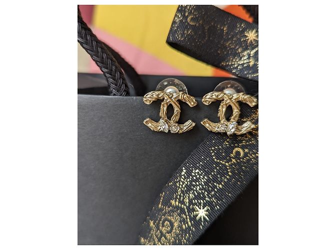 Chanel CC B14Scatola per orecchini classica S Logo Crystal GHW Coco Mark D'oro - vista 8
