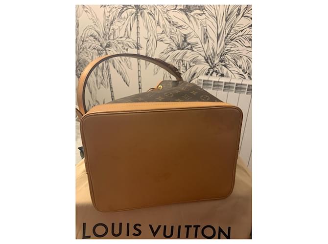 Louis Vuitton NOÉ Marrone - vista 3