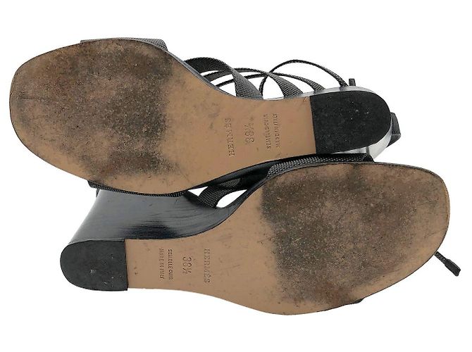 Sandali Hermès con tacco a blocchi di legno nero e cinturini grigi Grigio - vista 5