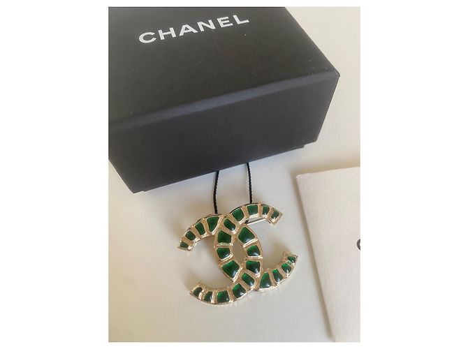 Spilla da collezione Chanel oro , Nuovo di zecca!! Verde Gold hardware - vista 4