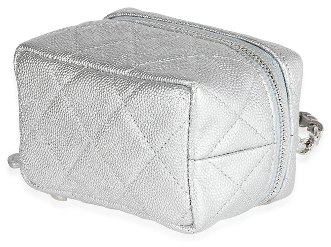 Vanity Chanel Silver Metallic Quilted Caviar Mini-Kosmetiktasche mit Kette Grau - Ansicht 6