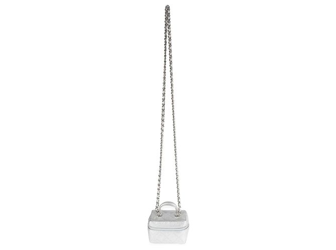 Vanity Chanel Silver Metallic Quilted Caviar Mini-Kosmetiktasche mit Kette Grau - Ansicht 8