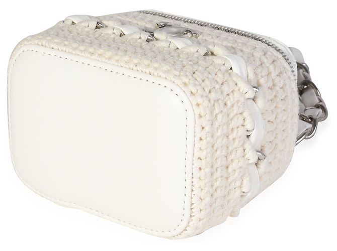Vanity Mini bolsa de penteadeira de couro de cordeiro branca Chanel acolchoada e de crochê natural Branco - vista 3