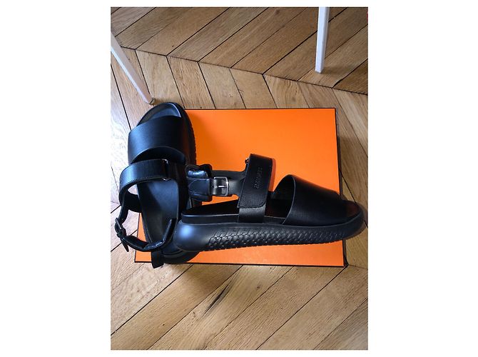 Sandali Hermès Archipel in pelle nera Nero - vista 2