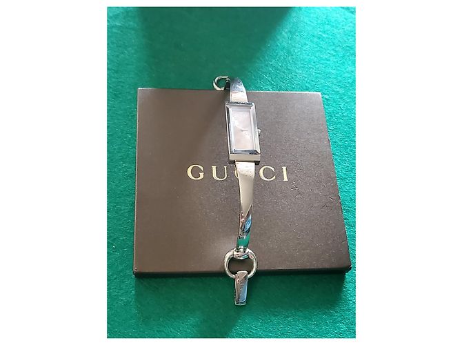 Marmont Gucci Monogramm Uhr aus Stahl Silberfarben - Ansicht 7