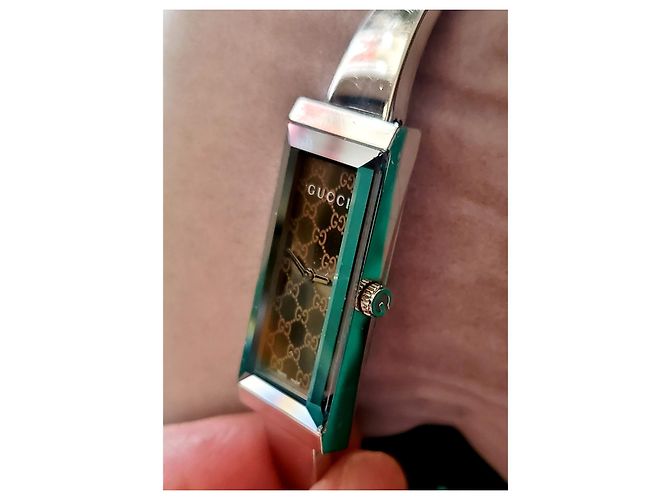 Marmont Gucci Monogramm Uhr aus Stahl Silberfarben - Ansicht 8