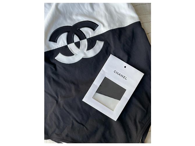Chanel CC Logo Einteiler Schwarz und Weiß Zweifarbige Größe 34 XS - Ansicht 2