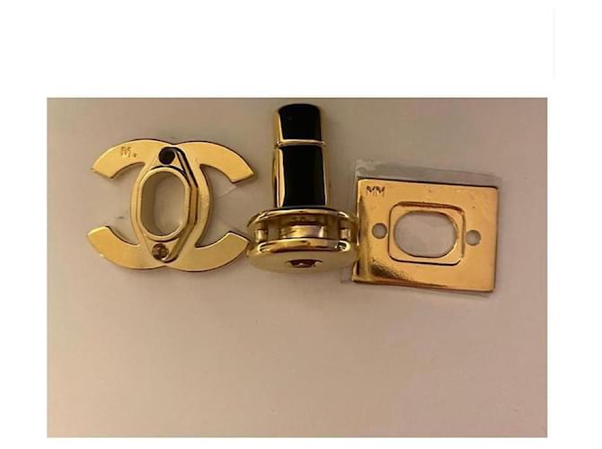 CHIUSURA ORIGINALE CHANEL CC ( BORSA CLASSICA ) Hardware d'oro Gold hardware - vista 2