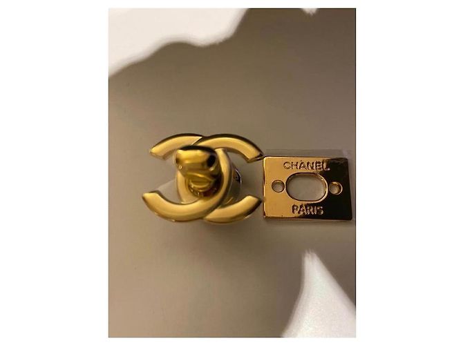 CHIUSURA ORIGINALE CHANEL CC ( BORSA CLASSICA ) Hardware d'oro Gold hardware - vista 5