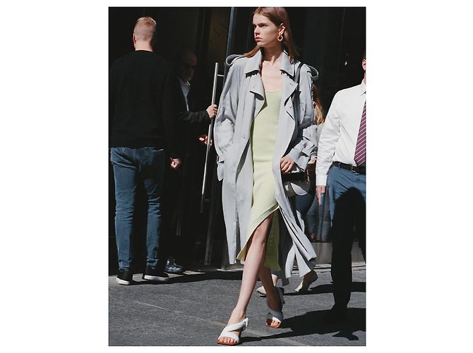 Gabardina Proenza Schouler de mezcla de lino gris - vista 9