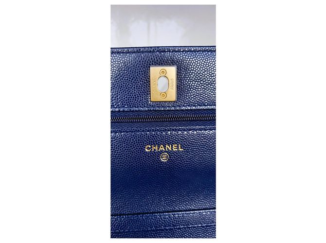 Wallet On Chain Chanel Geldbörse an Kette Handwerkskunst 2022 Blau - Ansicht 14