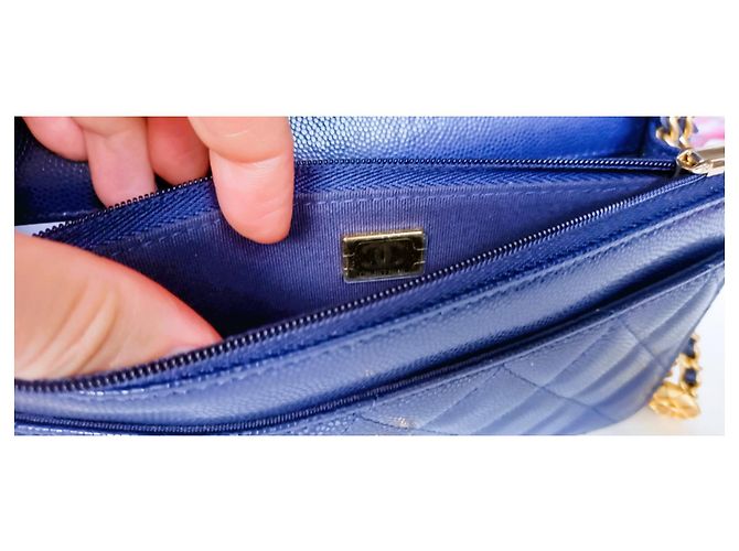 Wallet On Chain Chanel Geldbörse an Kette Handwerkskunst 2022 Blau - Ansicht 16