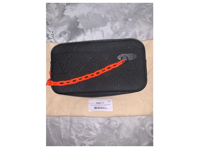 Borsa Louis Vuitton Volga Nero - vista 3