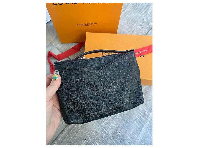 Louis Vuitton Pallas Impreinte Nero - vista 10