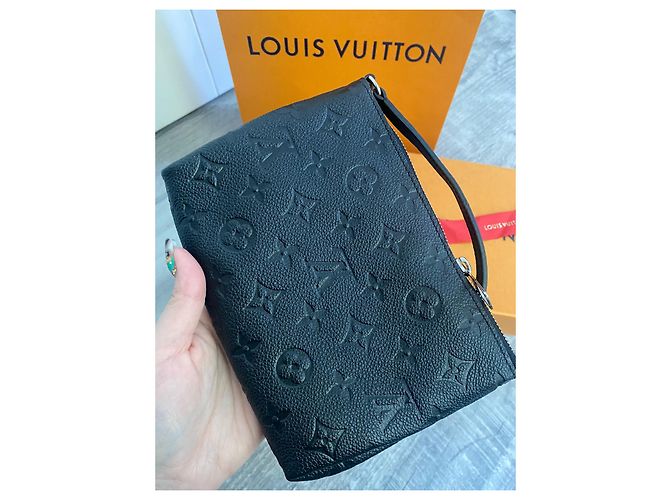 Louis Vuitton Pallas Impreinte Nero - vista 3
