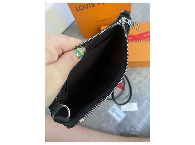 Louis Vuitton Pallas Impreinte Nero - vista 6