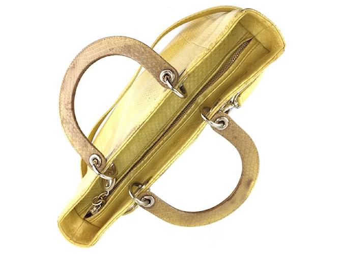Dior Lady Umhängetasche aus gelbem Pythonleder - Ansicht 11