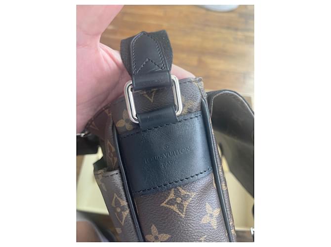 Louis Vuitton Christopher messager Marron - vue 10