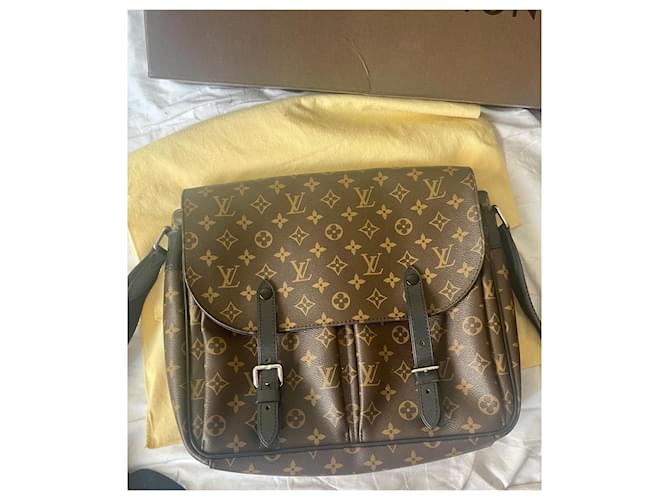Louis Vuitton Christopher messager Marron - vue 2