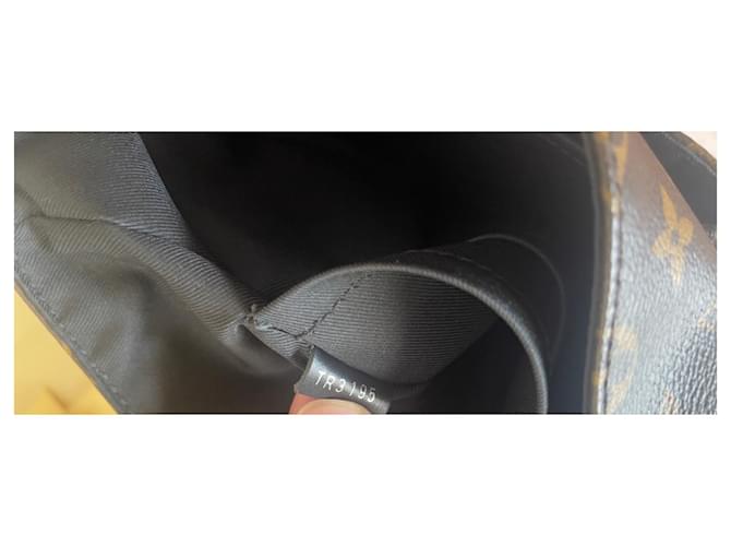 Louis Vuitton Christopher messager Marron - vue 7