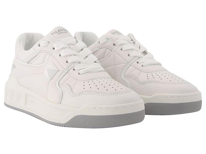 Baskets Valentino Garavani Rockstud En Cuir Blanc/rouge - Taille 36 (US 6), Neuves Dans Boîte