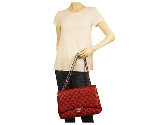 CHANEL Borsa Maxi con patta foderata in pelle caviale rossa Finiture argentate Rosso - vista 10