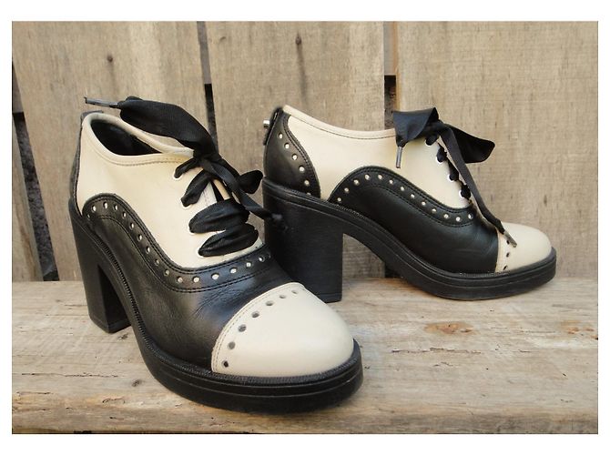 Max & Co Brogue aus Leder Schwarz Weiß 39 - Ansicht 2