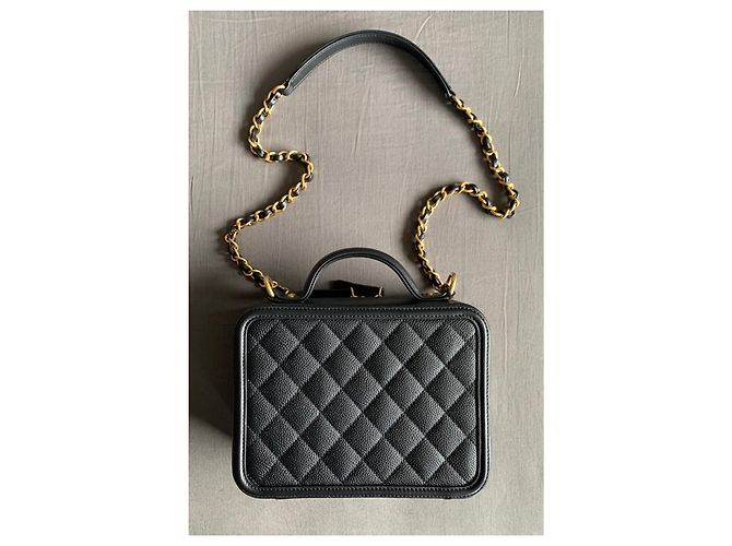 Chanel Filigree Vanity Case in pelle caviar nera Nero - vista 10