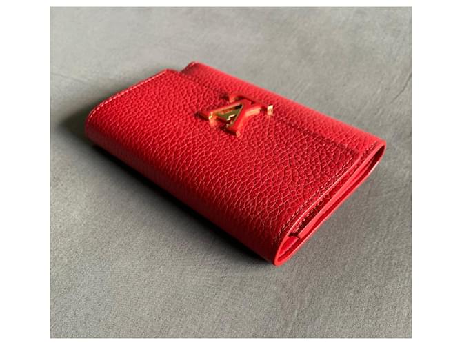 Louis Vuitton Cartera compacta Capucines Roja - vista 9