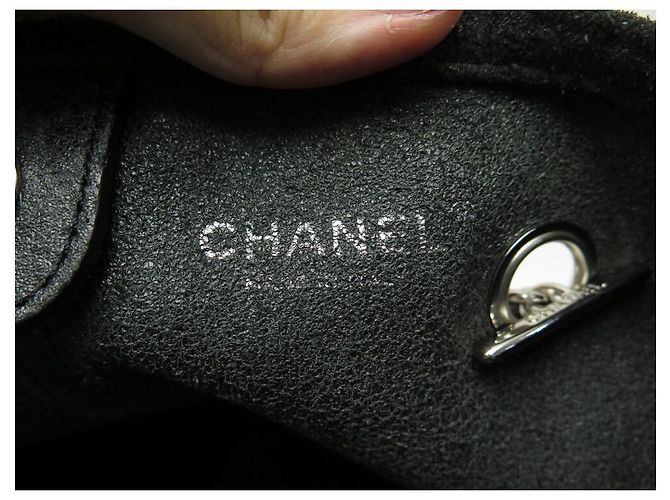 CHANEL GROSSE EINKAUFSTASCHE FLOWER CAMELIA SCHWARZE LEDERTASCHE - Ansicht 8
