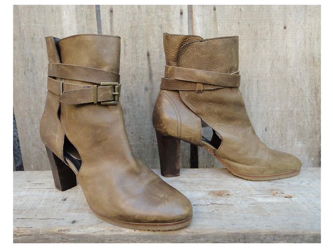 botas Vanessa Bruno Athe p 41 Caqui - vista 2