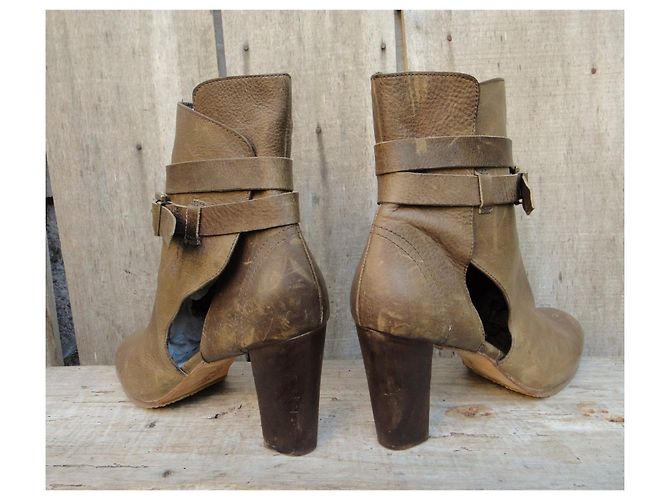 botas Vanessa Bruno Athe p 41 Caqui - vista 4