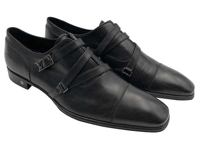 Twist Escarpins Louis Vuitton en cuir noir avec une boucle - vue 2