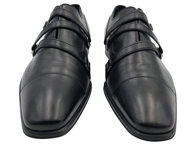 Twist Escarpins Louis Vuitton en cuir noir avec une boucle - vue 3