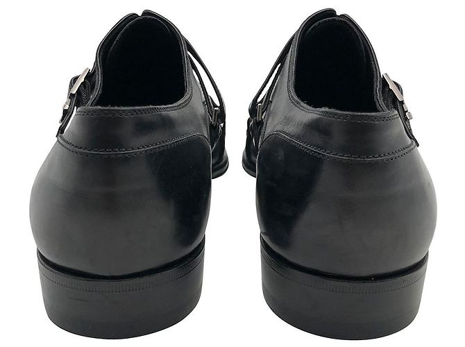 Twist Escarpins Louis Vuitton en cuir noir avec une boucle - vue 4