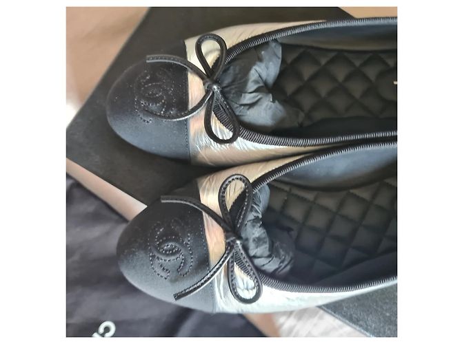 Cambon Chanel Colección crucero de invierno 2022 Plata - vista 2