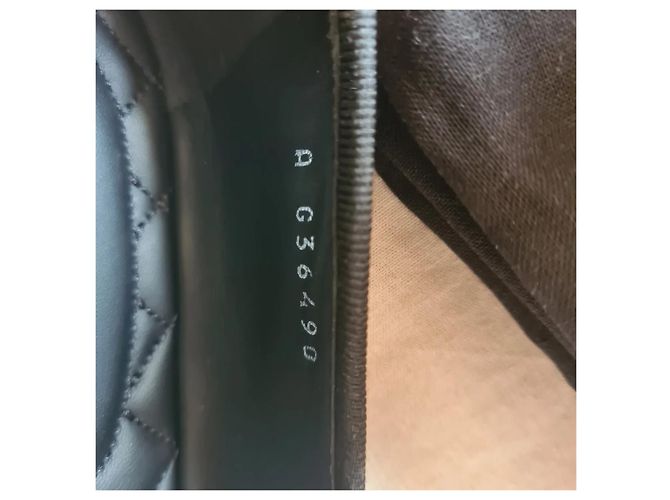 Cambon Chanel Colección crucero de invierno 2022 Plata - vista 4