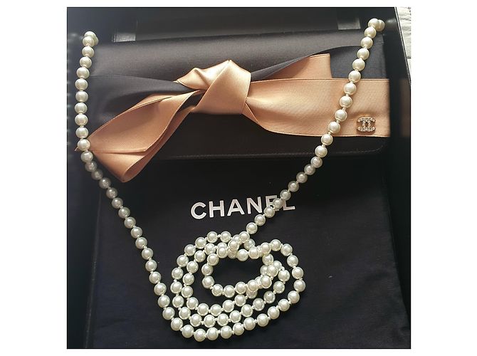 Borsa da sera / pochette Chanel Nero Beige D'oro Nocciola - vista 2