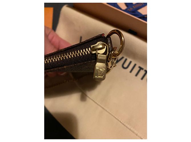 Speedy Louis Vuitton Mini custodia per accessori London Marrone scuro - vista 3