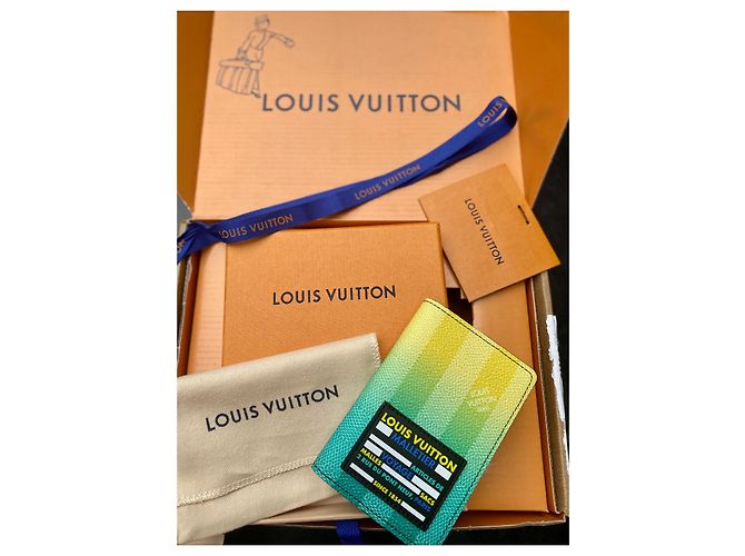 Louis Vuitton POCKET ORGANIZER M81320 Multiple colors - view 2
