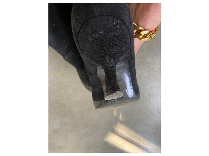 Stivaletti Chanel in suede nero a punta - vista 6