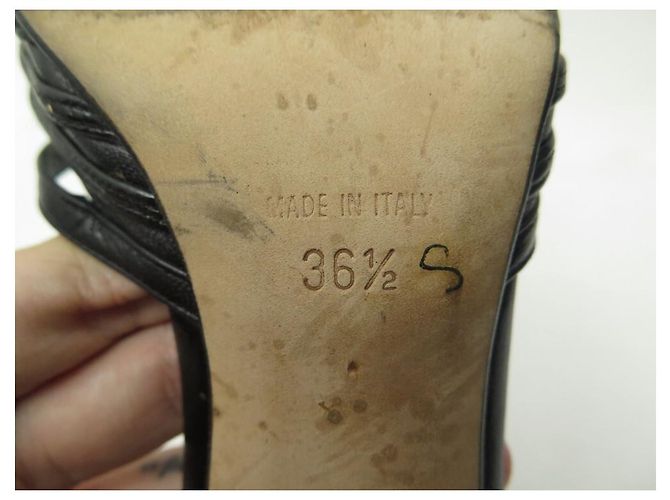 SCARPE CON POMPE CHANEL 36.5 SCARPE DA CORTE IN PELLE NERA - vue 4