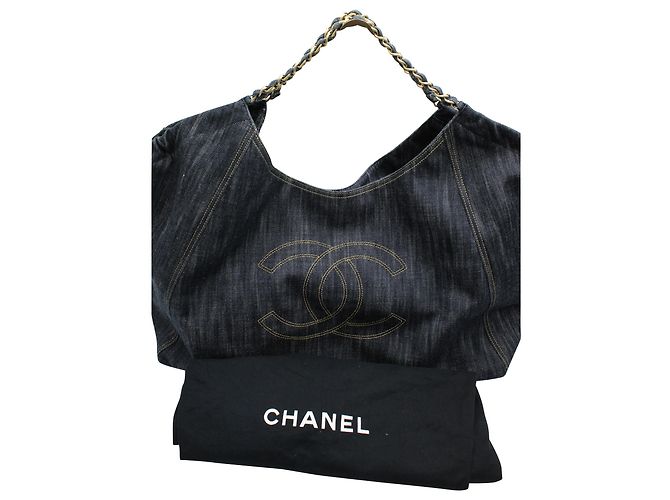 Bolso tote Chanel Coco Cabas en denim azul - vista 11