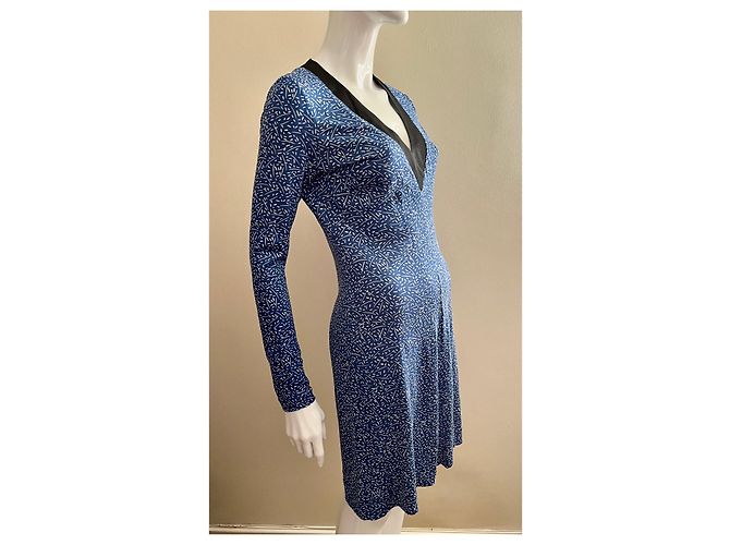 Diane Von Furstenberg Abito DvF blu bianco e nero in seta con maniche lunghe scollo a V - vista 3