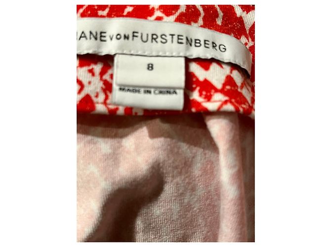 Diane Von Furstenberg DVF New Julian Two Mini-Wickelkleid in Serpent Simple Tango Weiß Rot - Ansicht 10